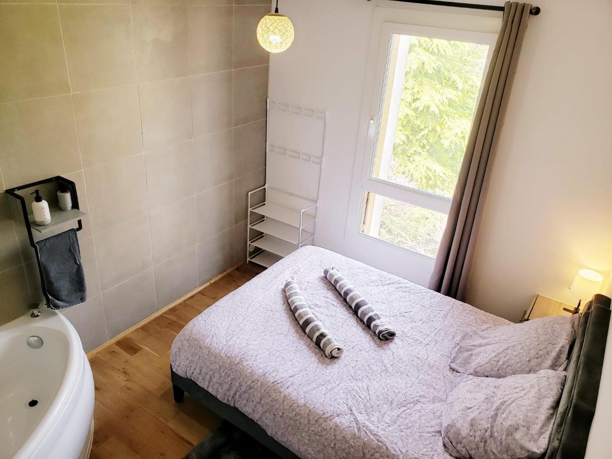 Suite From 1 To 6 - Bathtubs In Rooms - Air Conditioned Residential Appartement - Self-Arrival - Wifi - Netflix Disney - Kitchen - Laundry - Parking Avignone Esterno foto