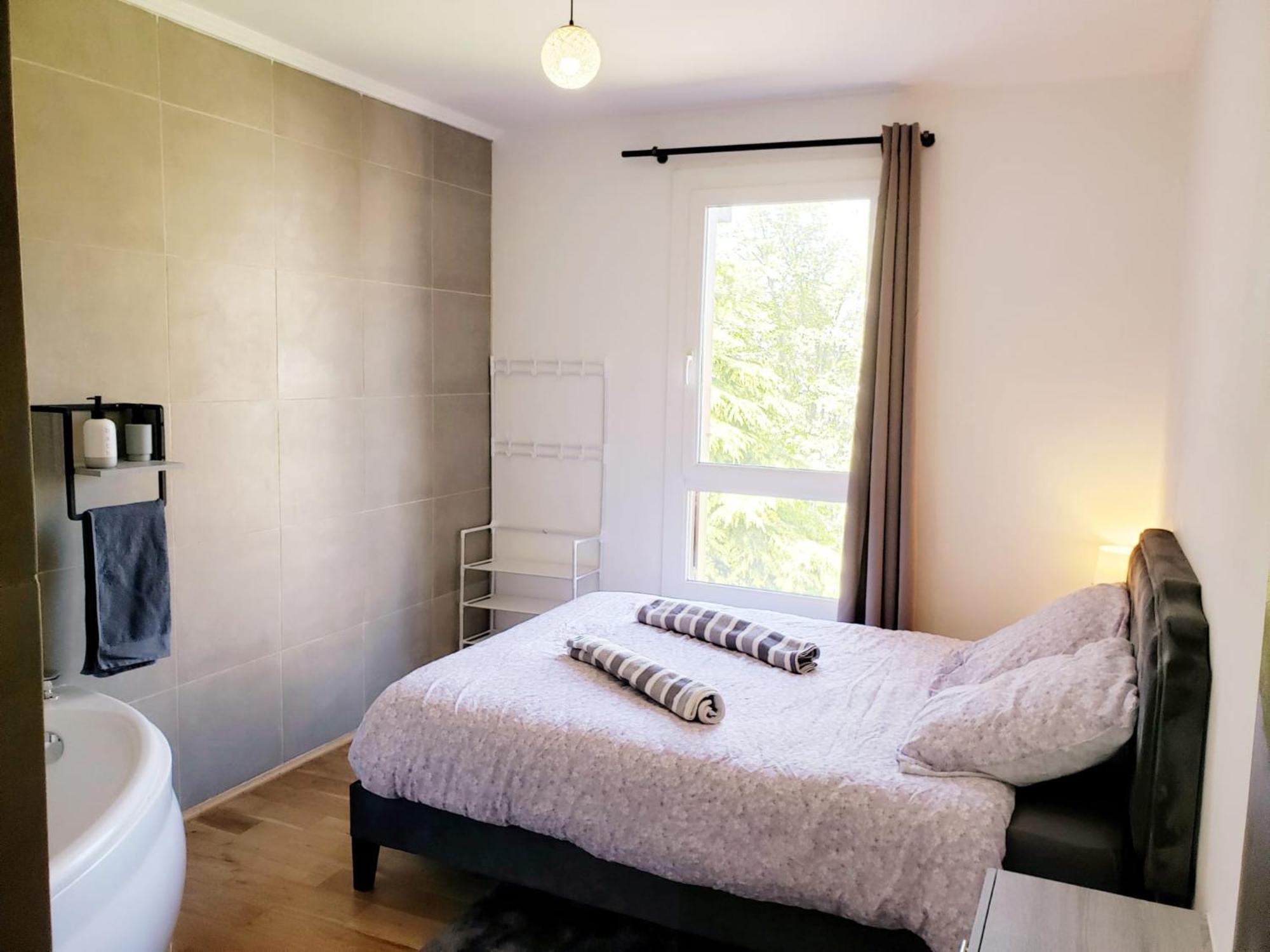 Suite From 1 To 6 - Bathtubs In Rooms - Air Conditioned Residential Appartement - Self-Arrival - Wifi - Netflix Disney - Kitchen - Laundry - Parking Avignone Esterno foto